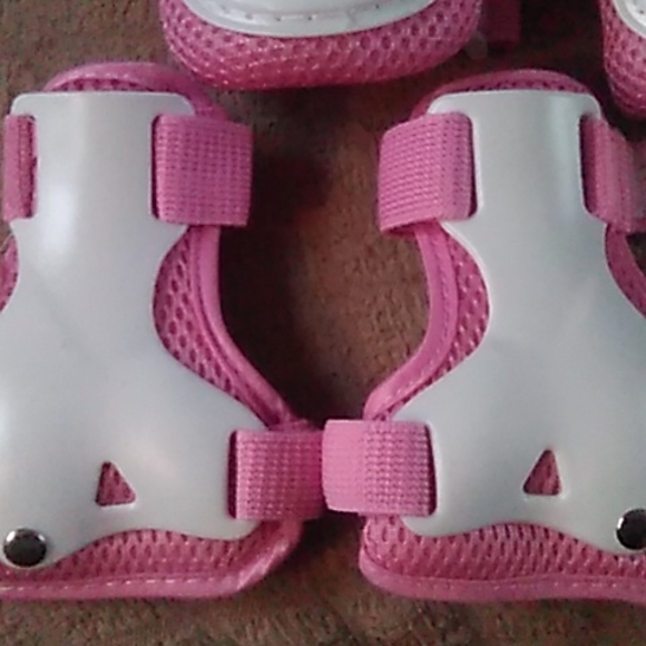 Ridbiker knee and elbow/wrist pads - Picture 3 of 7